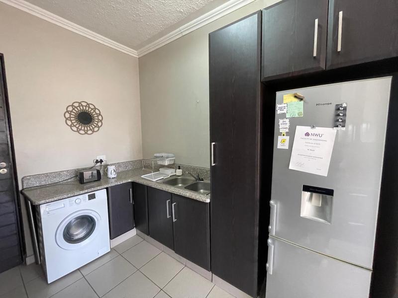 To Let 1 Bedroom Property for Rent in Die Bult North West